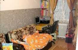 Zona strazii Bucegi, apartament de vanzare, 3 camere semidecomandate 45 mp