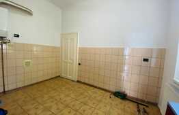 Casa individuala, 140 mp, curte, zona Dorobantilor