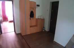 Apartament 3 camere, 74 mp, zona Terra, loc de parcare 