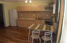 Apartament 3 camere, 74 mp, zona Terra, loc de parcare 