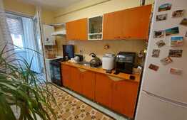 2 camere, decomandat, 50 mp., garaj cu CF, zona Eroilor