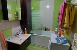 3 camere, la cheie, 64  mp., zona Terra