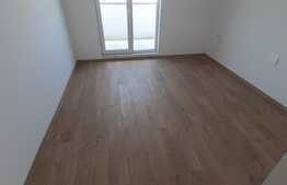 Penthouse de 3 camere, 70 mp, lift, terase, parcare, in Floresti 