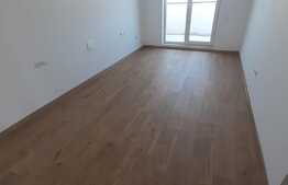 Penthouse de 3 camere, 70 mp, lift, terase, parcare, in Floresti 