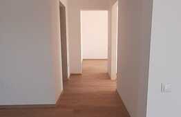 Penthouse de 3 camere, 81 mp, lift, terase pergola, parcare, in Floresti!