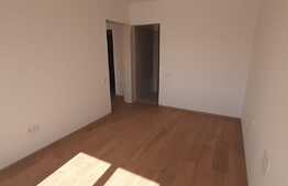 Penthouse de 3 camere, 81 mp, lift, terase pergola, parcare, in Floresti!