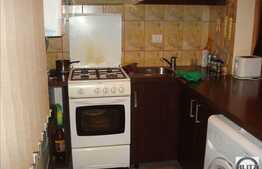 Vanzare 3 camere, 64 mp utili, zona Mircea Zaciu, boxa subsol, 2 locuri parcare