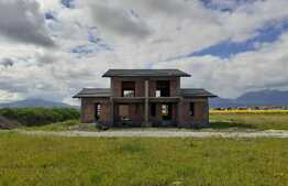 Duplex de 110 mp utili, 250 mp teren, imobil nou, Izvor!