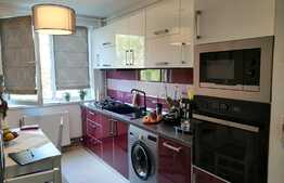 Apartament 3 camere decomandate, etaj intermediar, zona Iulius Mall