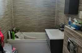 Apartament 3 camere decomandate, etaj intermediar, zona Iulius Mall