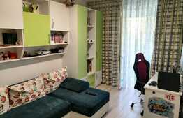 Apartament 3 camere decomandate, etaj intermediar, zona Iulius Mall