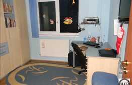 Apartament 3 camere,70 mp utili, zona Profi, loc parcare si boxa inclusa