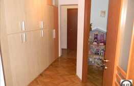 Apartament 3 camere,70 mp utili, zona Profi, loc parcare si boxa inclusa