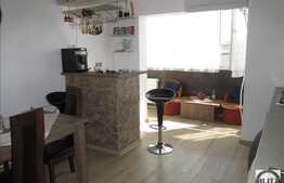 Vanzare apartament 2 camere, 55 mp, decomandat, zona strazii Teleorman