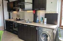 Apartament de 2 camere, 60 mp, nemobilat, Centru Civic