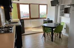 Apartament de 2 camere, 60 mp, nemobilat, Centru Civic