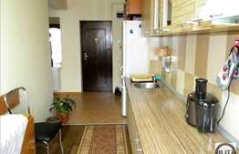 Garsoniera confort sporit, imobil nou, decomandat, zona strazii Florilor