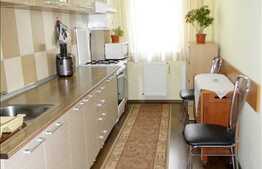 Garsoniera confort sporit, imobil nou, decomandat, zona strazii Florilor