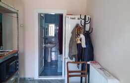 De vanzare casa traditionala cu 900 mp teren, Sanicoara!