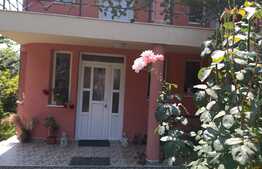 Casa individuala 200 mp utili, cu 600 mp teren, pivnita, garaj!