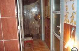 Vanzare apartament 2 camere, decomandat, 49 mp utili, zona Mircea Zaciu