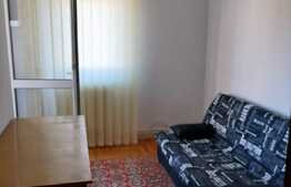 Apartament de 3 camere, 80 mp, decomandat, Racadau, strada Molidului
