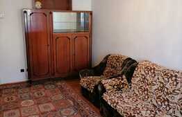 Apartament de 3 camere, 80 mp, decomandat, Racadau, strada Molidului