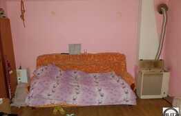 Vanzare apartament 2 camere, 56 mp utili, zona Piata Unirii, acces din strada