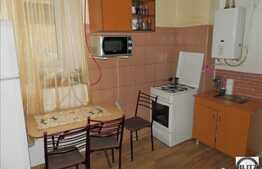 Vanzare apartament 2 camere, 56 mp utili, zona Piata Unirii, acces din strada