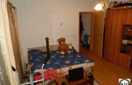 Apartament de vanzare 1 camera, 31 mp utili, zona Teleorman, boxa si parcare
