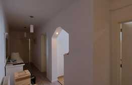 Apartament 2 camere, 60 mp, parcare, zona Eroilor, Floresti