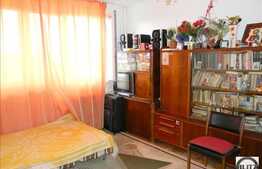 Vanzare 2 camere plus boxa la subsol in zona Hermes