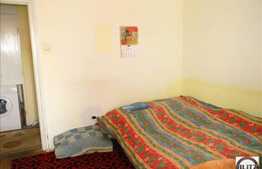 Vanzare 2 camere plus boxa la subsol in zona Hermes