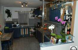 De vanzare apartament 4 camere, 79 mp utili, zona Oltului, 2 boxe si loc parcare