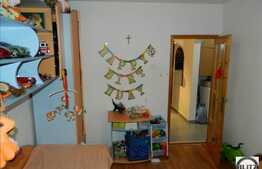 De vanzare apartament 4 camere, 79 mp utili, zona Oltului, 2 boxe si loc parcare