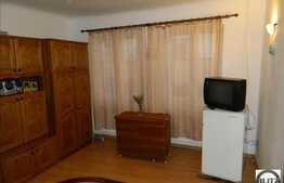 De vanzare apartament 1 camera, 32 mp utili, zona Bloc Spray, parcare inclusa