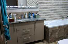 Apartament de 2 camere, 75 mp, mobilat si utilat, zona Coresi 