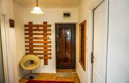 Apartament de 2 camere, decomandat, 66 mp, parcare, zona Interservisan