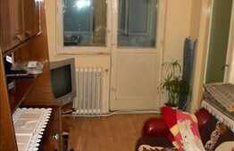 Vanzare apartament 4 camere, 54 mp utili + balcon, zona Retezat, loc parcare