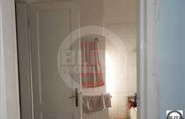 Vanzare apartament cu 108 mp in imobil tip casa, curte comuna 294 mp