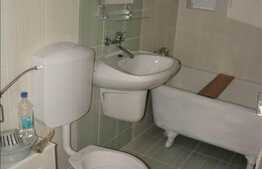 De inchiriat apartament 2 camere, decomandat, 51 mp, zona Hotel Premier