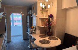 Apartament de lux, 2 camere, 97 mp, loc de parcare, Răcădău