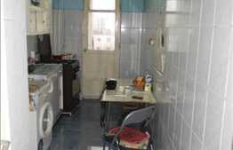 Vanzare 2 camere, decomandat, 53 mp utili, zona Vidraru