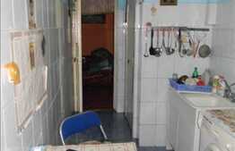 Vanzare 2 camere, decomandat, 53 mp utili, zona Vidraru