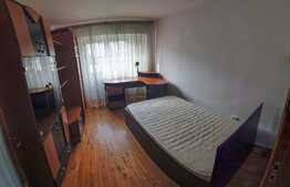 Apartament de 3 camere, decomandat, 80 mp, zona Carpaților