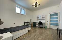 Apartament de 3 camere, decomandat, 60 mp, zona Centrala