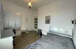 Apartament de 3 camere, decomandat, 60 mp, zona Centrala