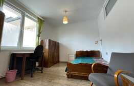 Apartament de 3 camere, decomandat, 60 mp, zona Centrala