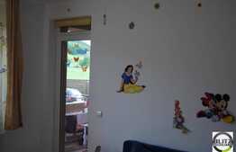 Vanzare 3 camere, 69 mp plus 2 balcoane, zona Sub Cetate