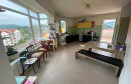 Penthouse de 5 camere, 94 mp, terasa de 60 mp, 2 parcari, zona Eroilor